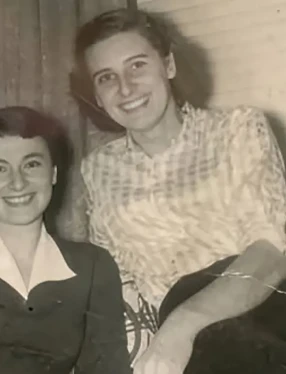 Margot och kvinnan hon var ihop med under tiden i koncentrationslägret