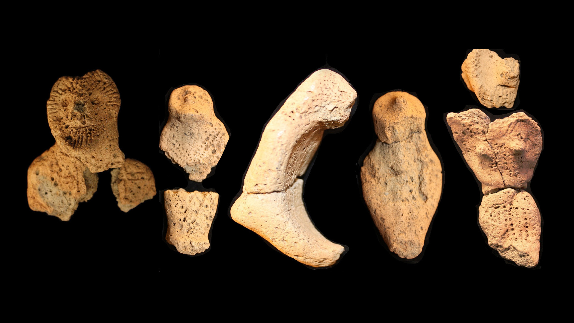 Rester av lerfiguriner