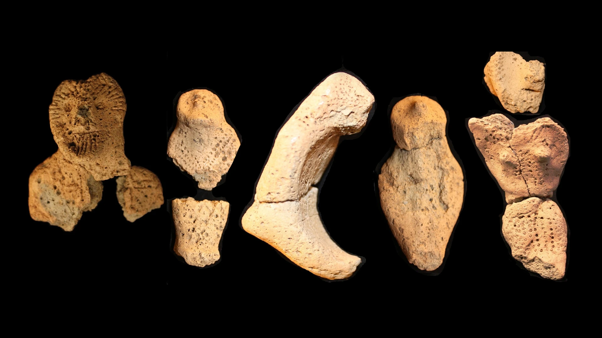 Rester av lerfiguriner