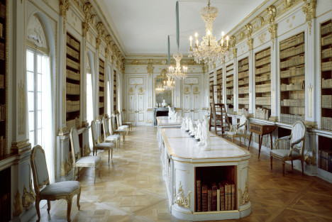 Lovisa Ulrikas bibliotek, Drottningholms slott