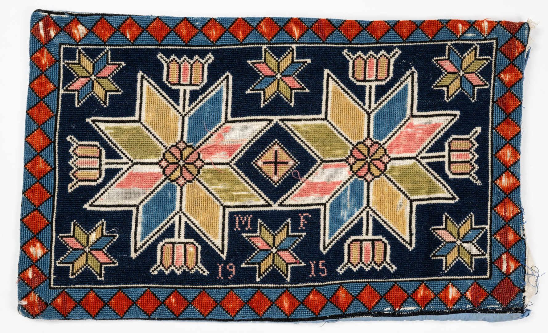 Maja Fjæstad, Kuddfodral, 1915. Foto: Fredrik Karlsson