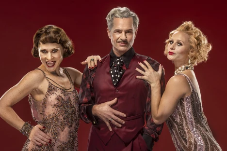 Pressbild Chicago: Hanna Lindblad, Peter Jöback, Ellen Lindblad