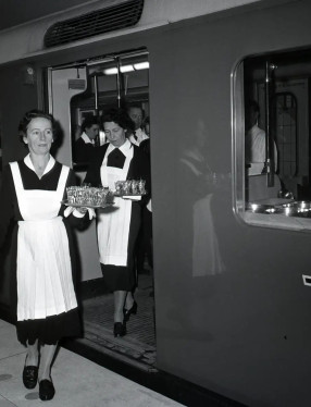 Taklagsfest på centralen år 1957