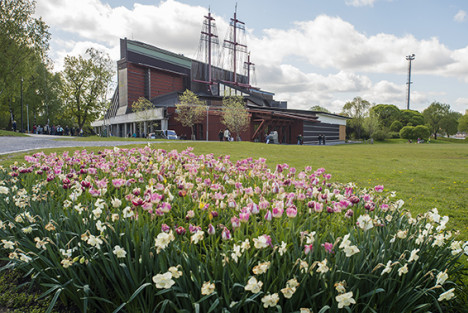 Vasamuseet om våren.