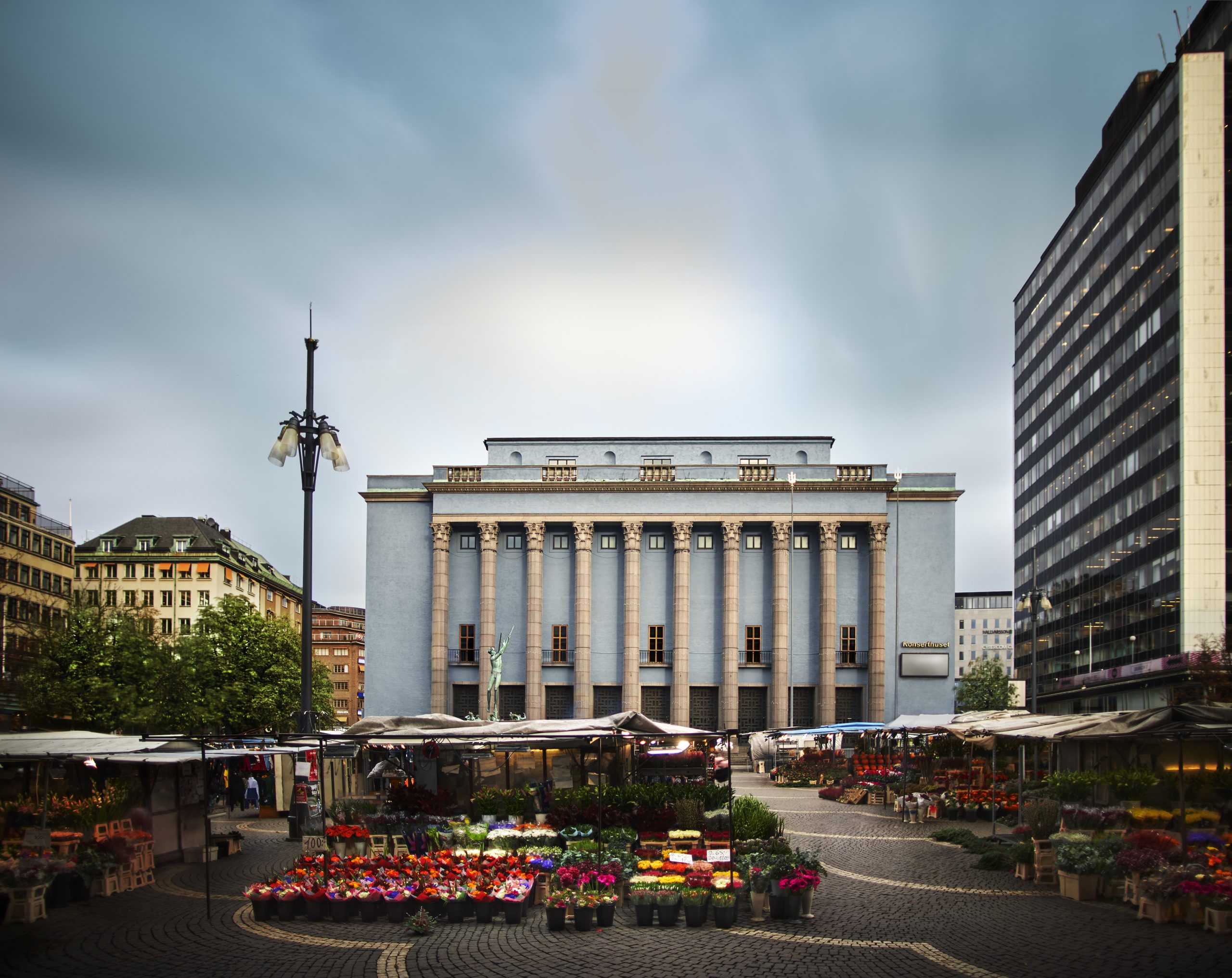 https://www.welma.se/wp-content/uploads/2023/09/Konserthuset_torgblommor_mats_lundqvist-scaled.jpg