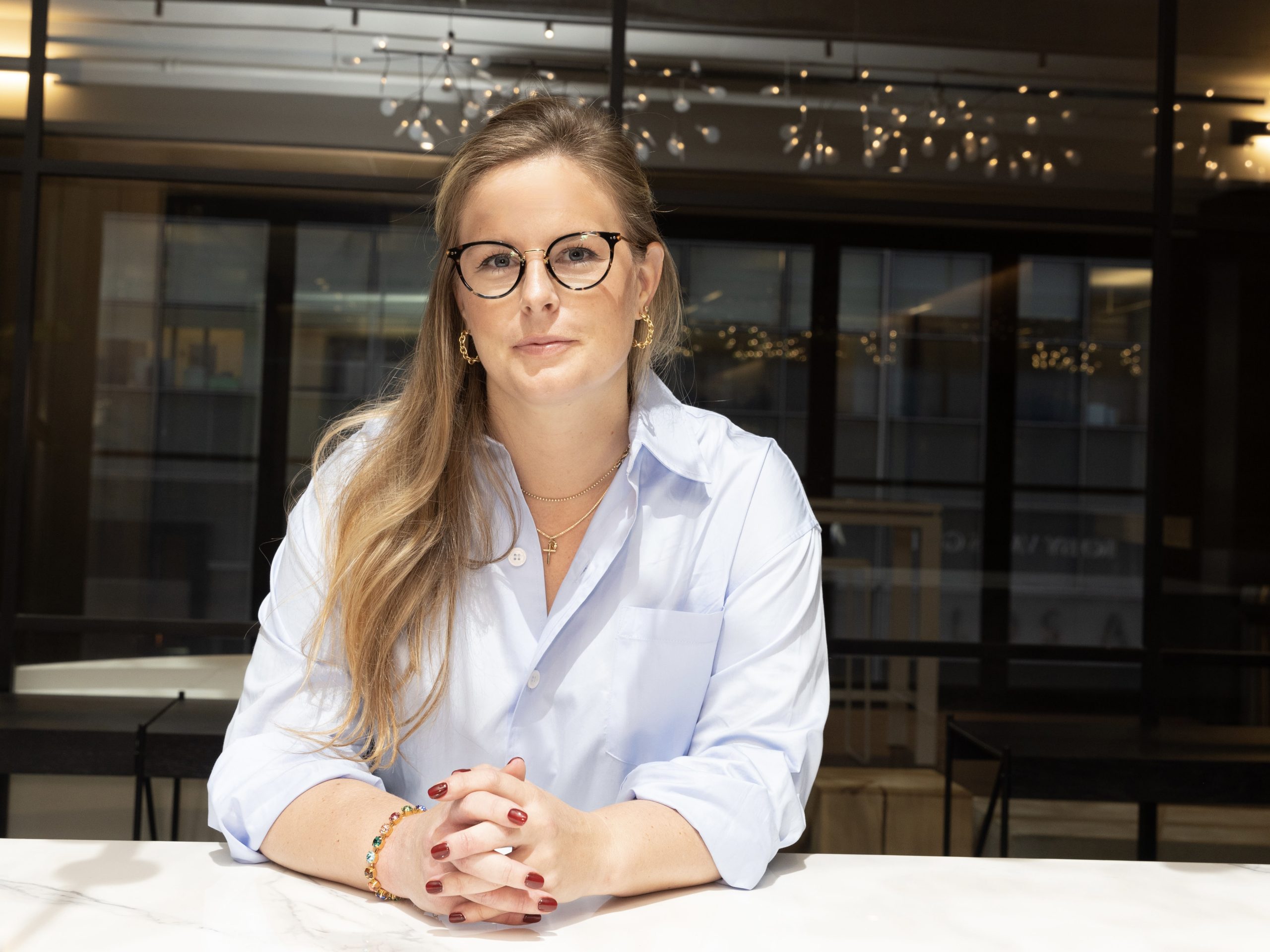 https://www.welma.se/wp-content/uploads/2023/10/Matilda-Ivarsson-kontorsmiljö-scaled.jpg