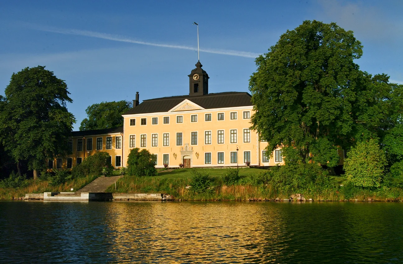 https://www.welma.se/wp-content/uploads/2024/05/ulriksdals-slott.webp