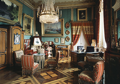 https://www.welma.se/wp-content/uploads/2024/06/6_Stockholm-int-3-Oskar-IIs-skrivrum-copy-Kungl.-Hovstaterna.jpg