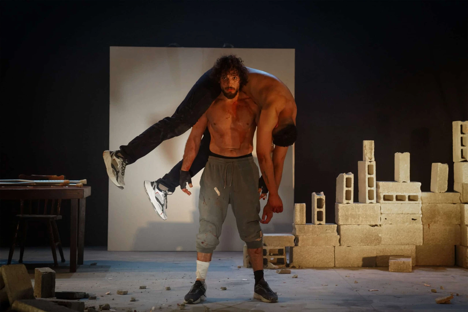 https://www.welma.se/wp-content/uploads/2026/05/lanseringsbild-marklyft-liggande-foto-al-hara-theatre-scaled-1.webp